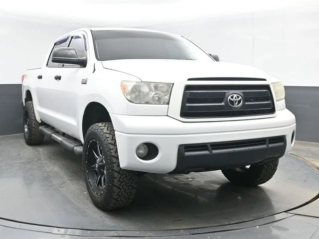 Used 2011 White Toyota Grade image 1