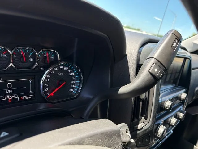 Used 2016 TUNGSTEN METALLIC Chevrolet LT image 26