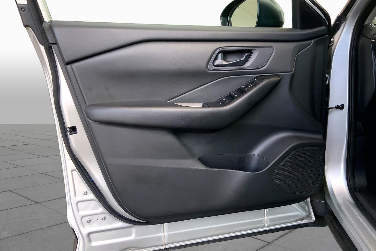 Used 2024 Brilliant Silver Metallic Nissan S image 22