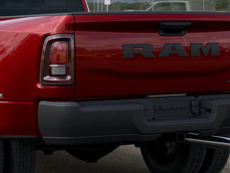 New 2026 Molten Red Pearl-Coat Exterior Paint RAM Tradesman image 39