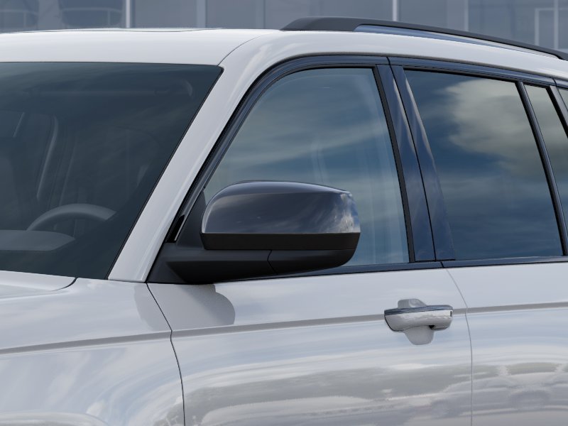 New 2025 Bright White Clear-Coat Exterior Paint Jeep  image 24