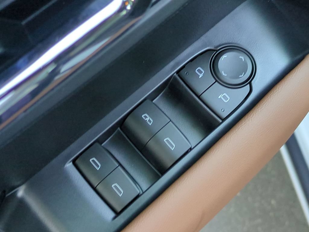 2026 GMC Canyon AT4 - Photo 23