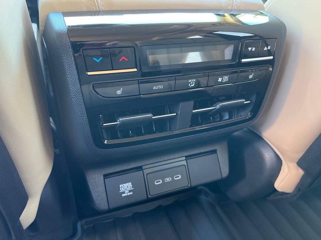New 2026 Platinum White Pearl Acura Advance Package image 16