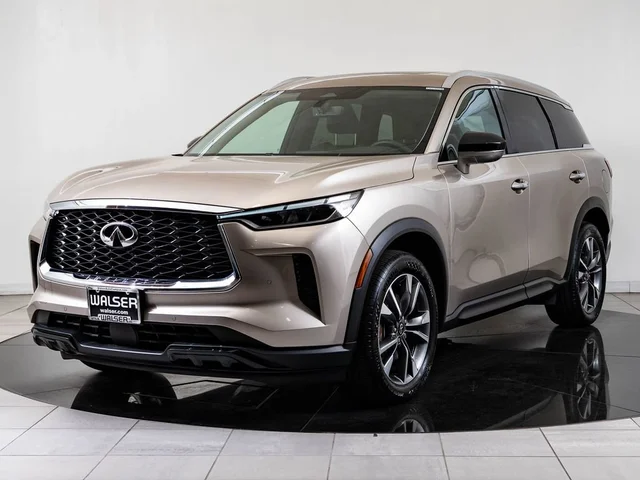 2023 INFINITI QX60 LUXE