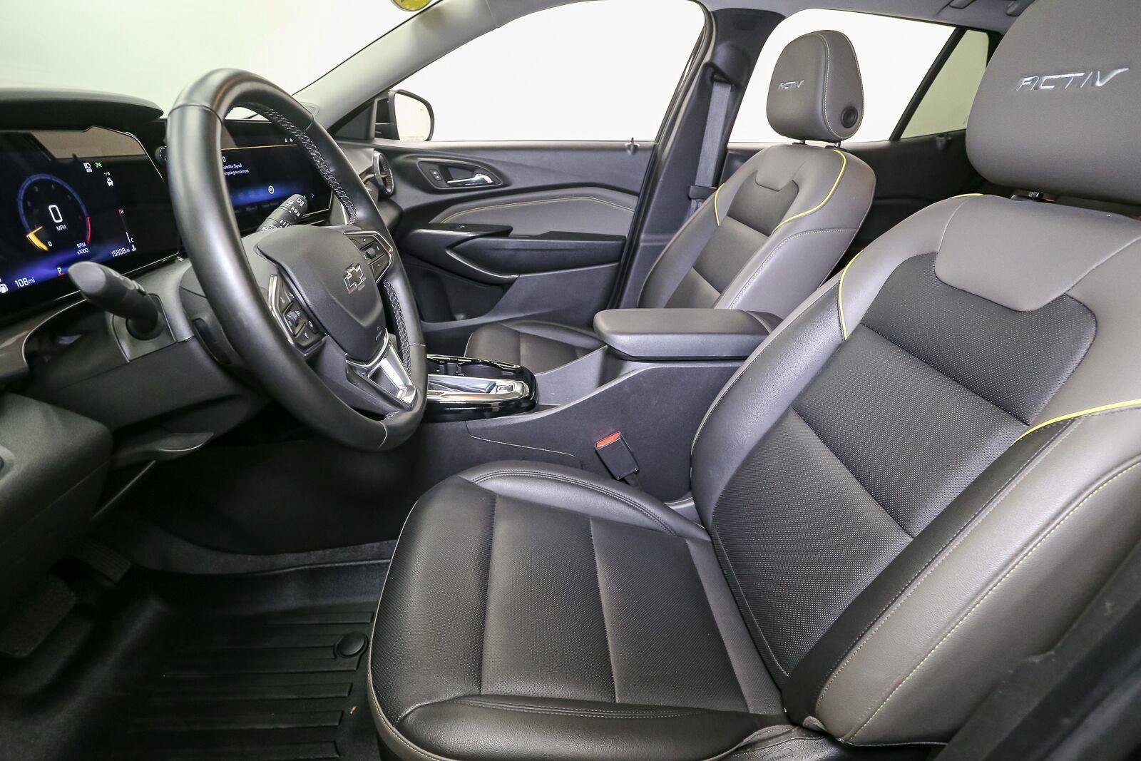 Used 2025 Mosaic Black Metallic Chevrolet ACTIV image 41