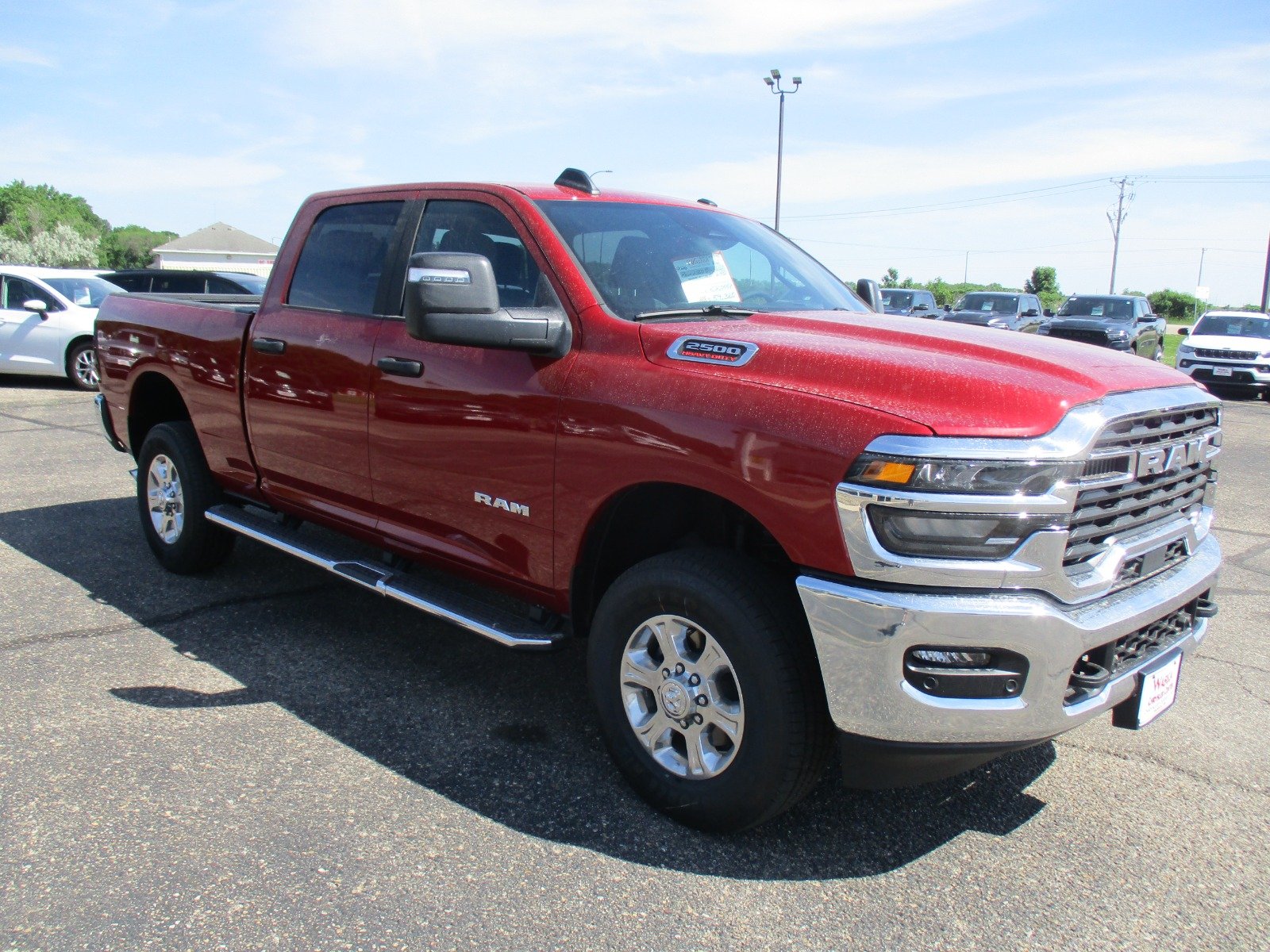 New 2026 Molten Red Pearl-Coat Exterior Paint RAM Big Horn image 13