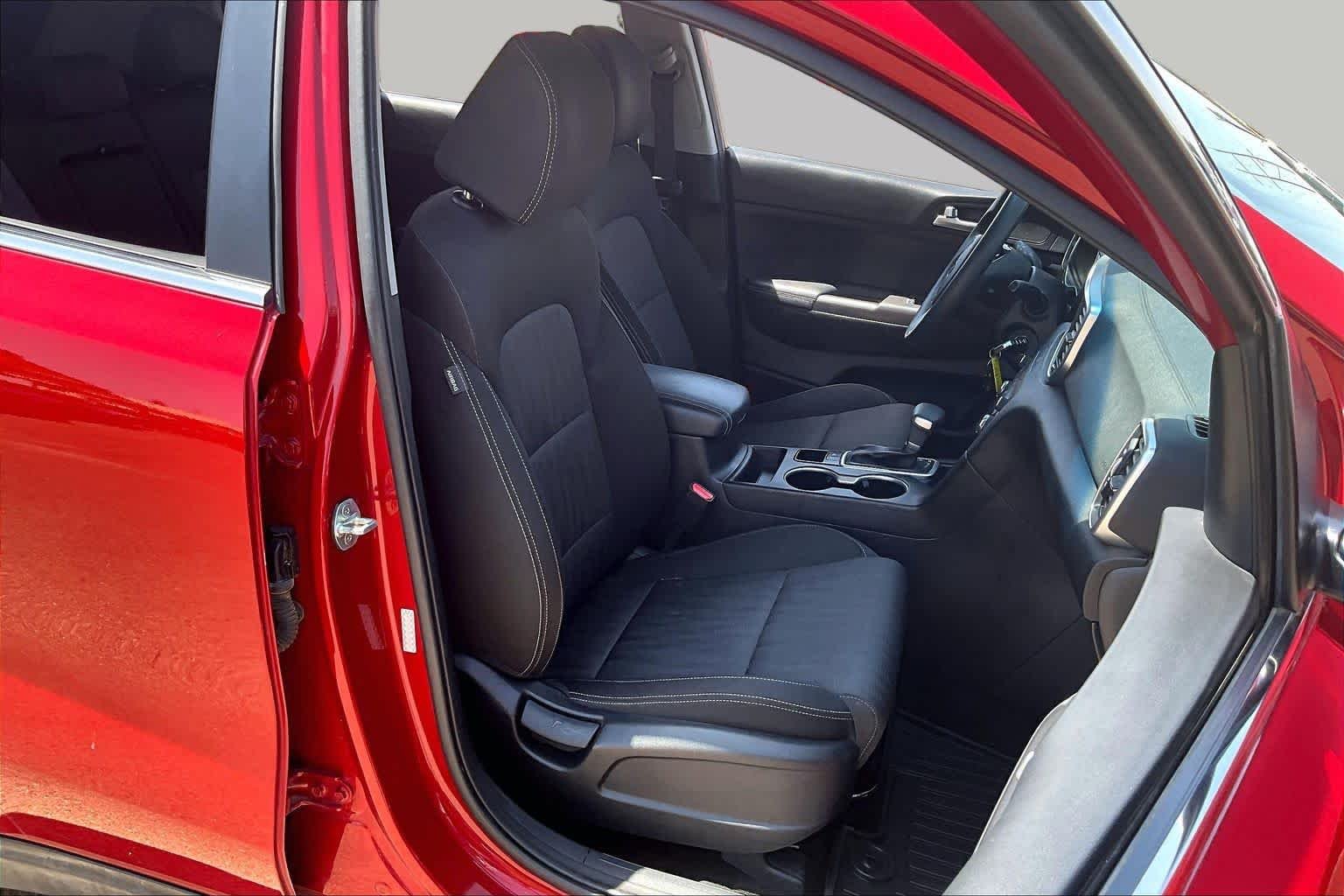 Used 2021 Hyper Red Kia LX image 9