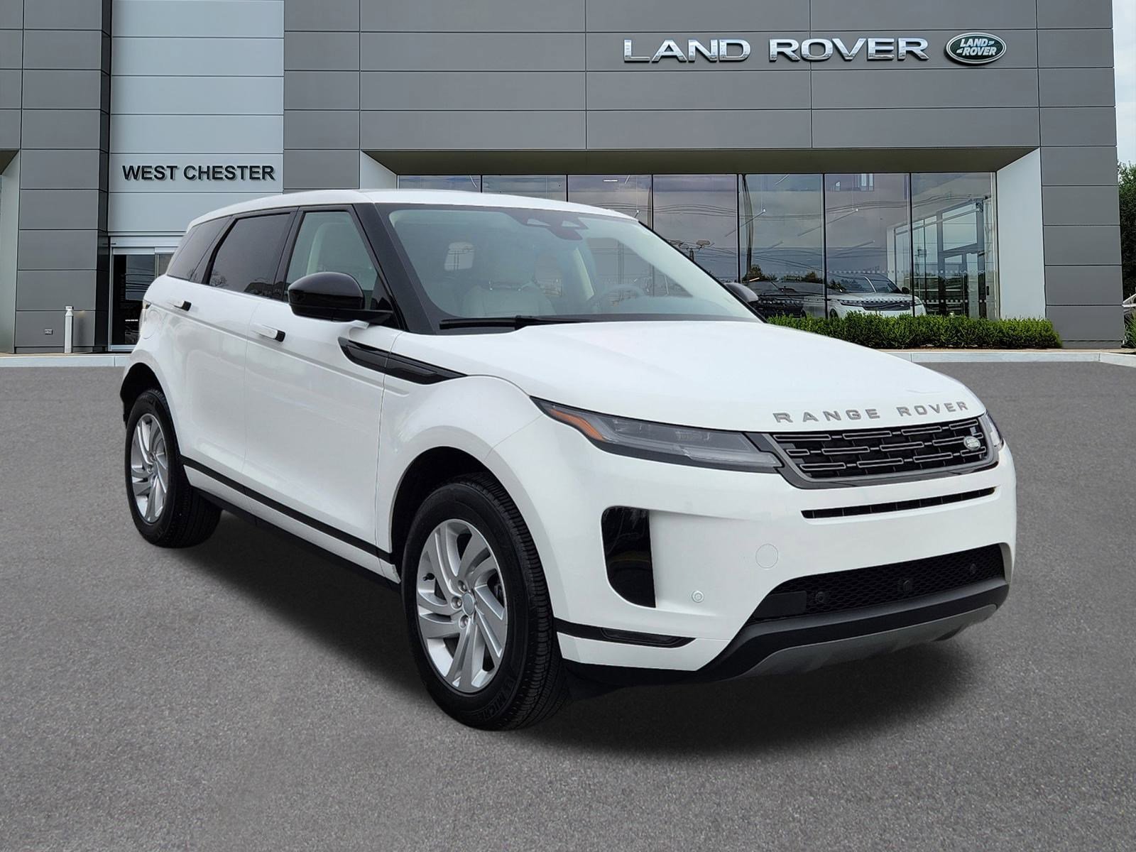 Certified Used 2024 Fuji White Land Rover S image 2