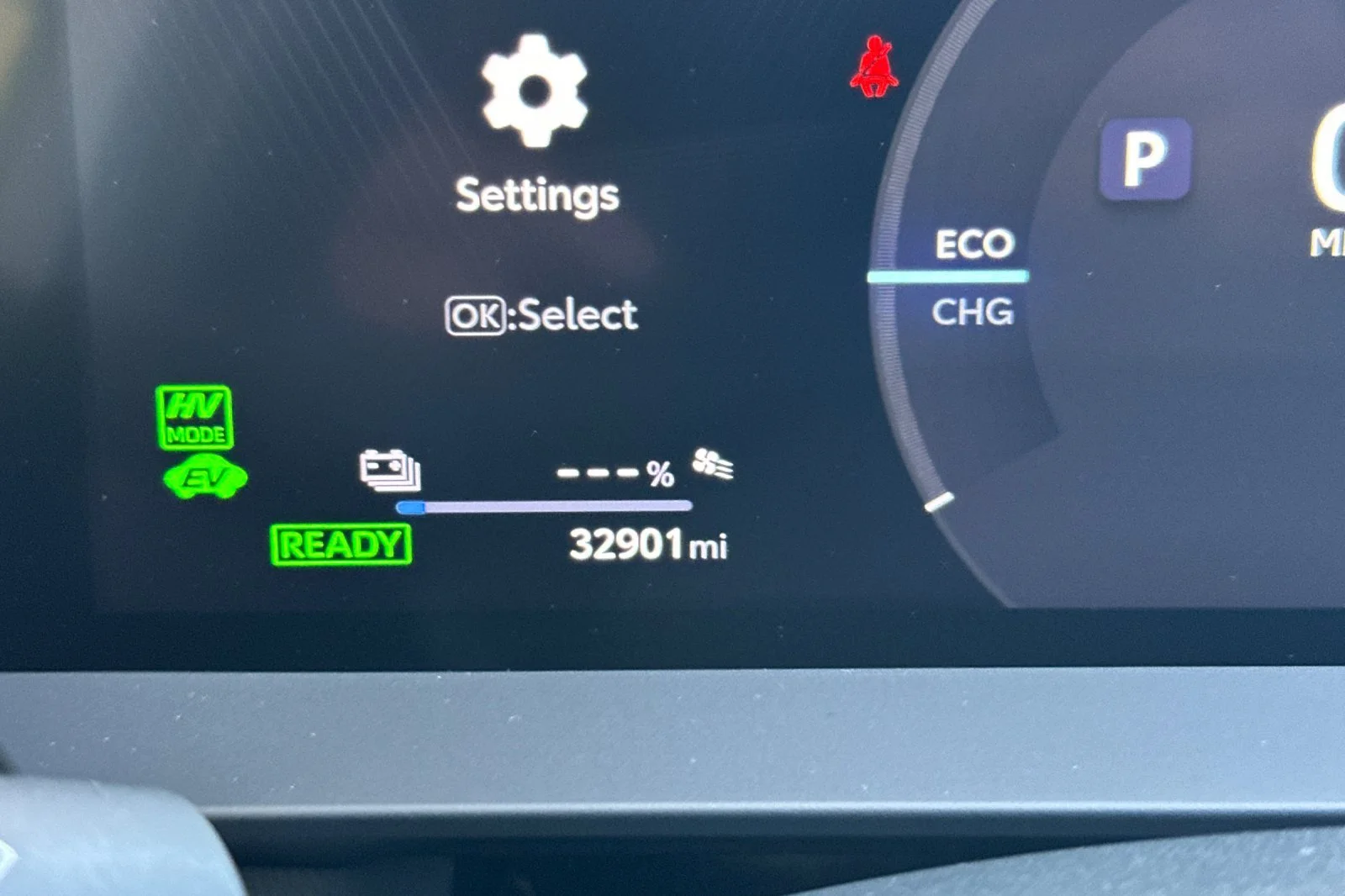 2026 Toyota RAV4 Plug-in Hybrid SE - Photo 30