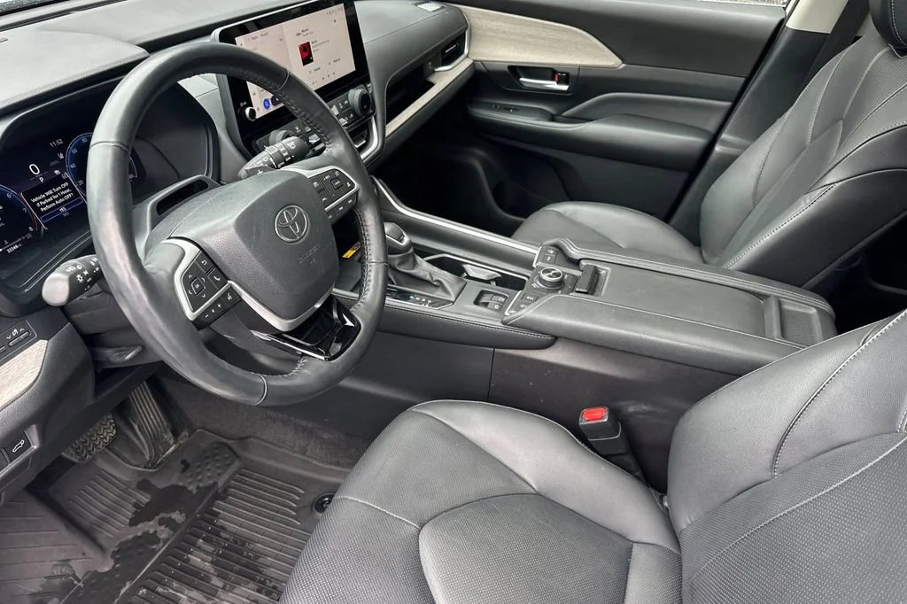 2024 Toyota Grand Highlander Platinum - Photo 10