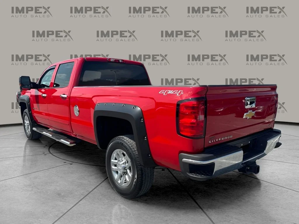 Used 2015 Red Chevrolet LT image 3