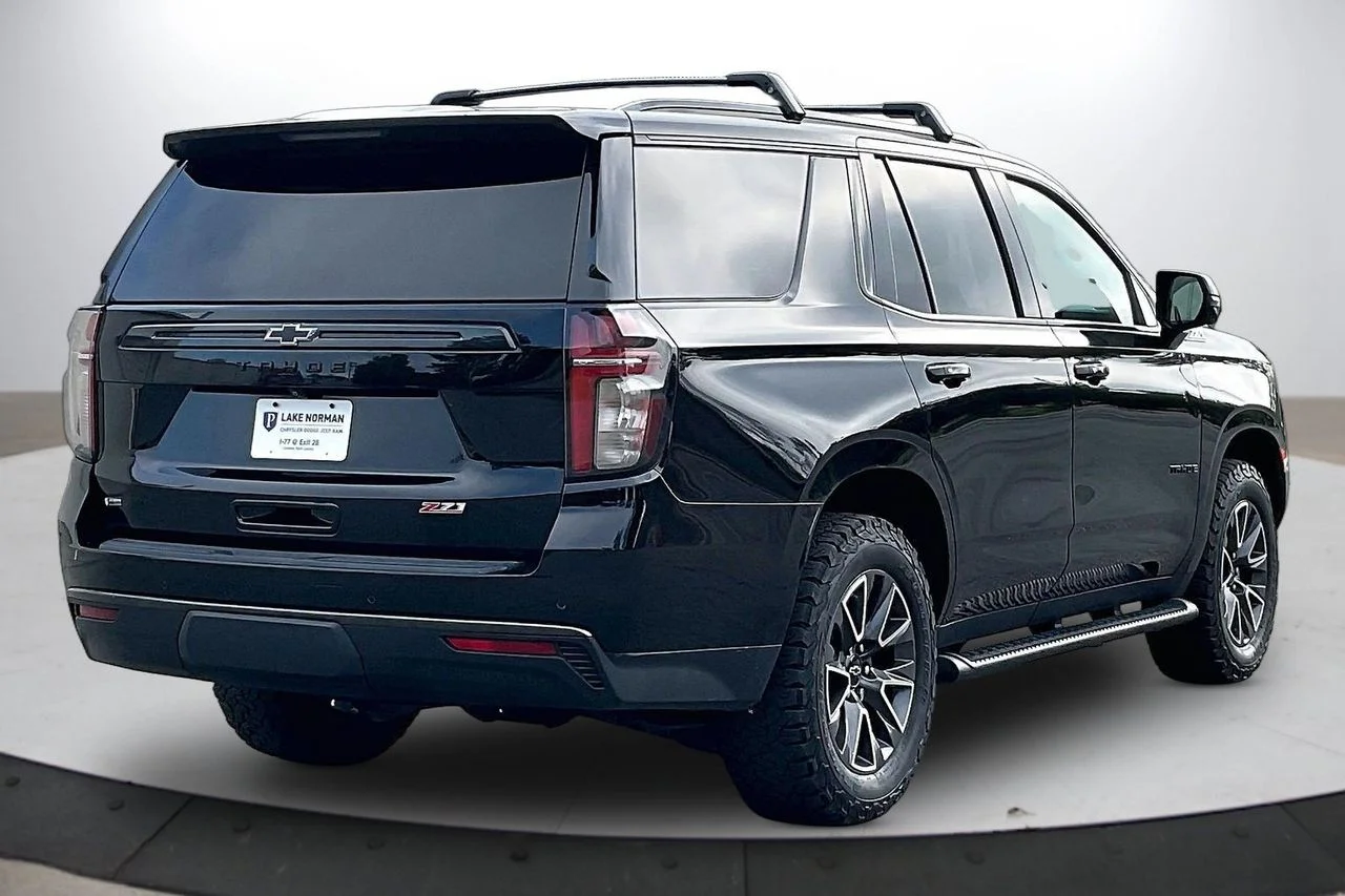 Used 2021 Black Chevrolet Z71 image 8