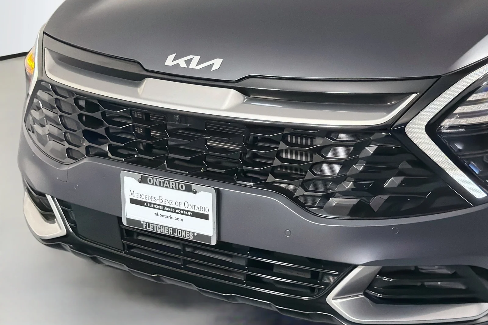 Used 2023 SHADOW MATTE GREY Kia SX-Prestige image 12