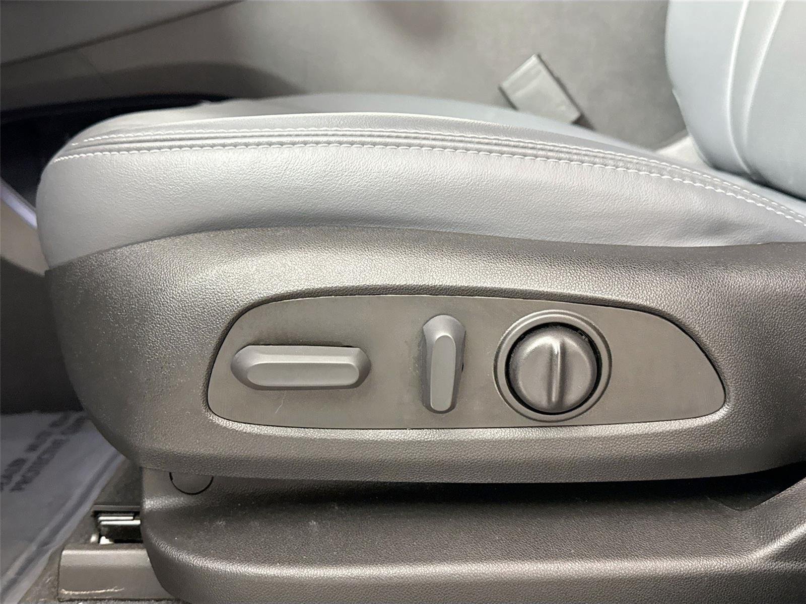 2024 Buick Enclave Essence - Photo 28
