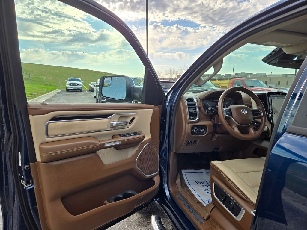 Used 2022 Blue Ram Laramie image 14
