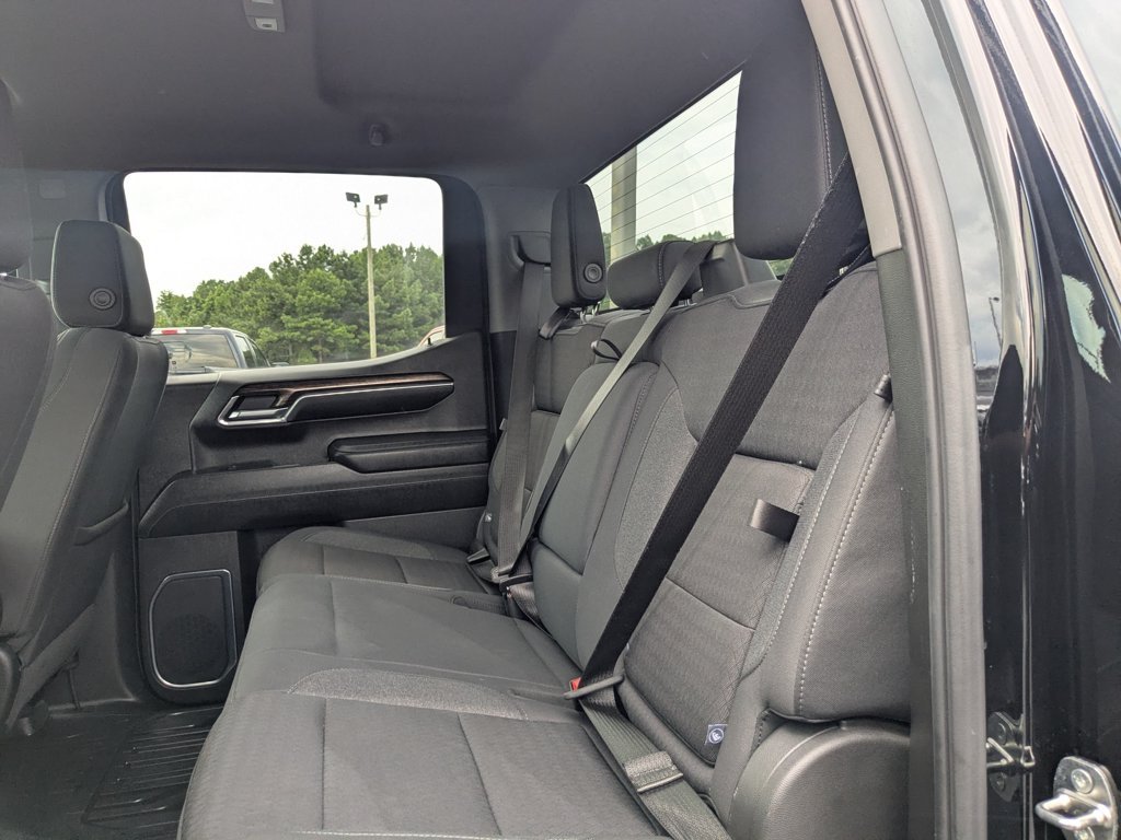 Used 2024 Onyx Black GMC Elevation image 24