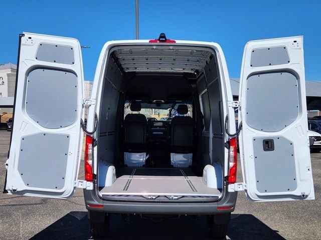 Used 2026 White Mercedes-Benz Cargo 144 WB image 12