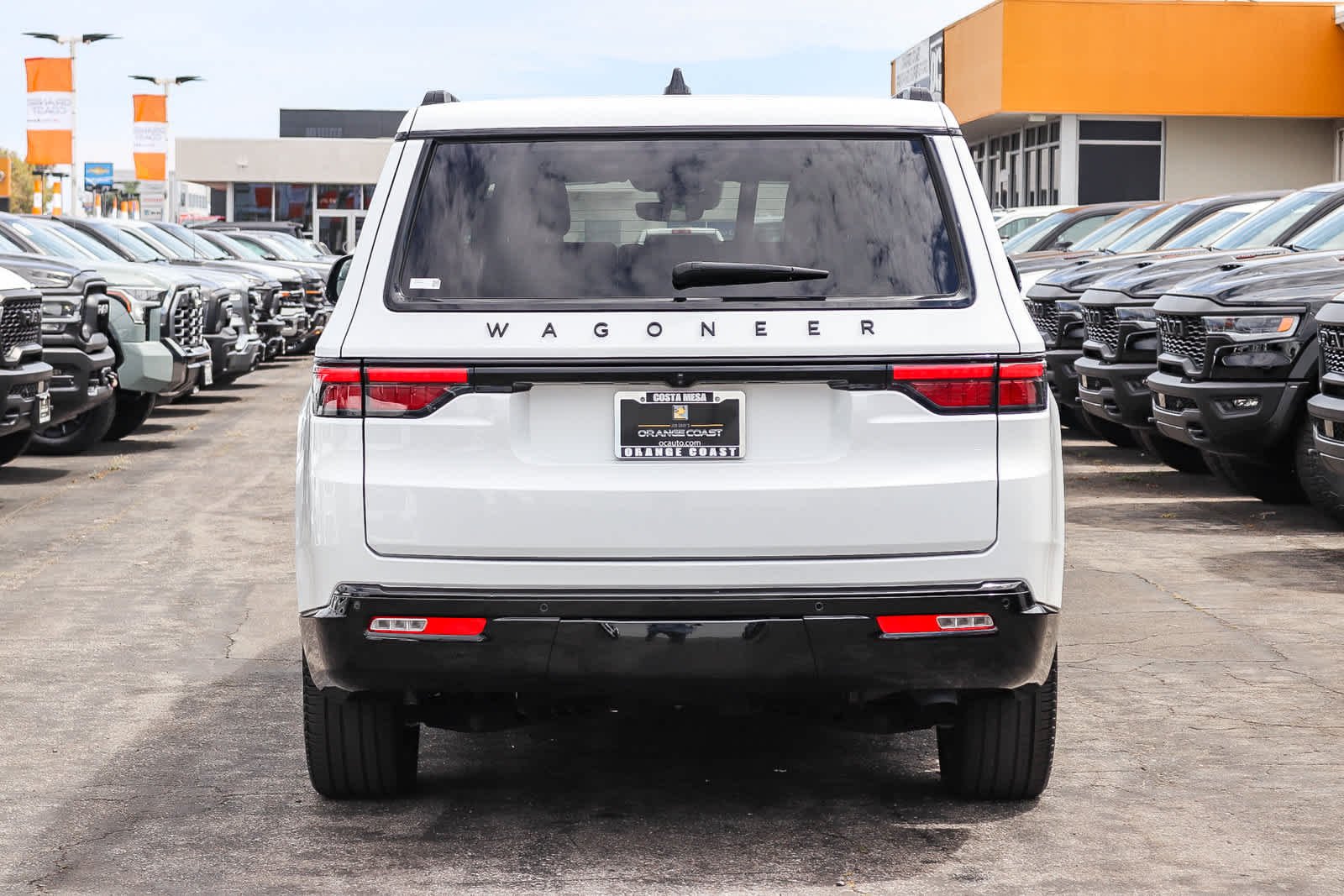 Used 2025 Bright White Clearcoat Jeep Series II Carbide image 5