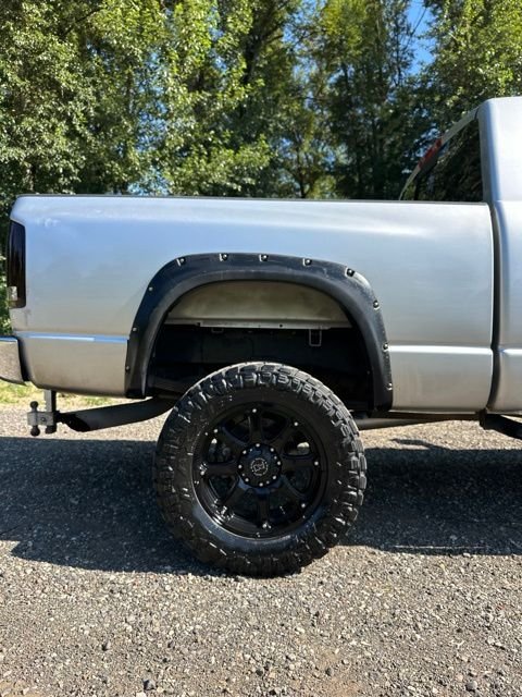 Used 2006 Bright Silver Metallic Dodge SLT image 20