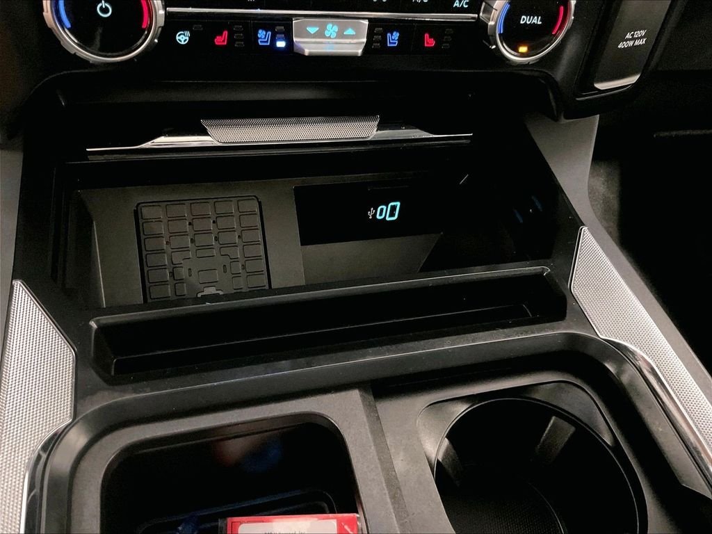 Used 2023 White Ford Lariat image 27