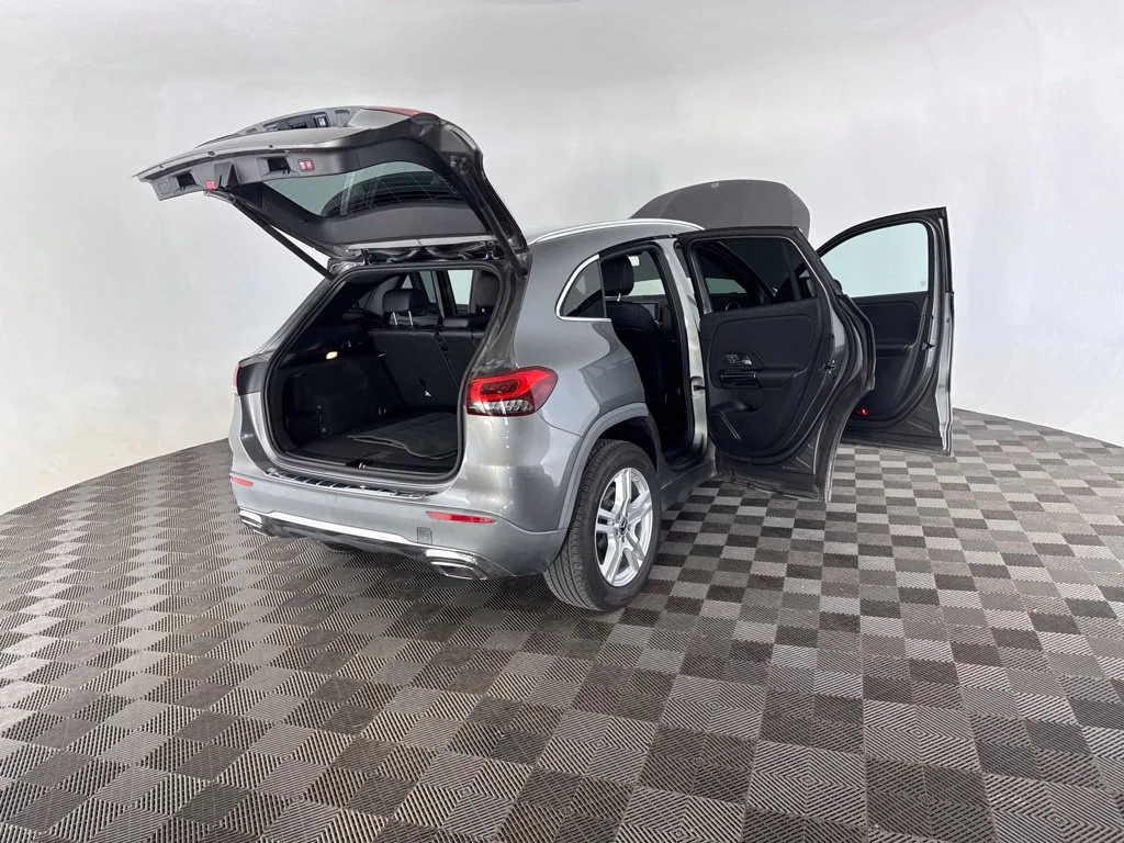 Used 2021  Mercedes-Benz GLA 250 image 15