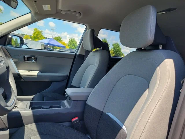 New 2027 Frost Blue / Black Roof Kia S image 13