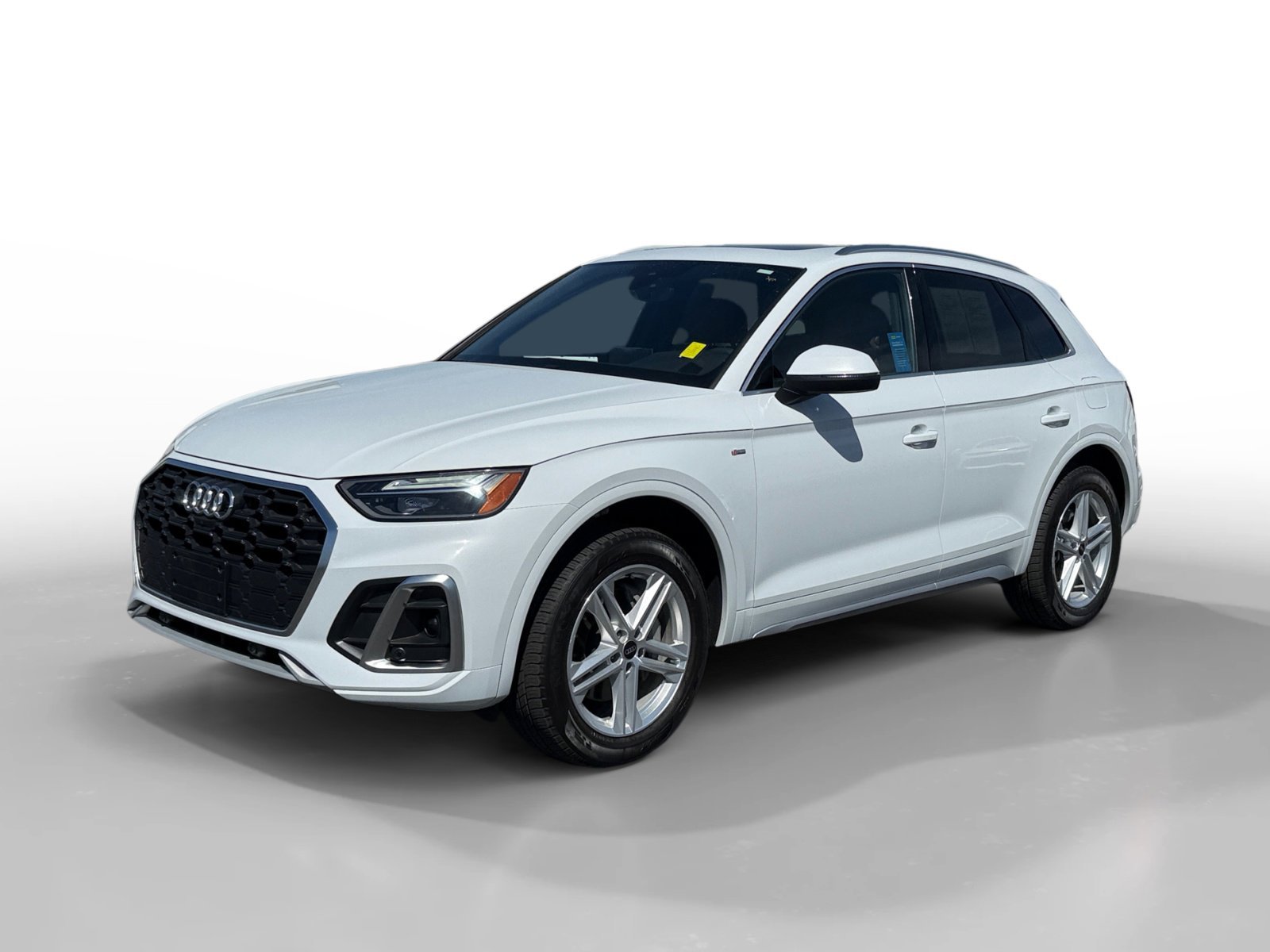 2023 Audi Q5 55 e Premium Plus's photo