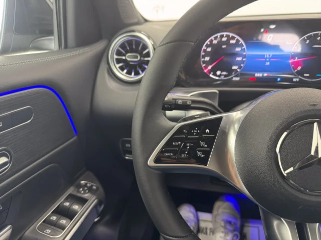 New 2026  Mercedes-Benz GLB 250 image 24