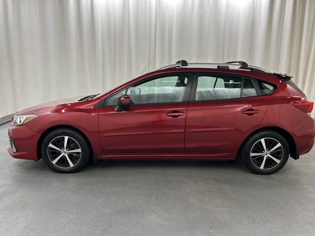 2022 Subaru Impreza Premium photo 3