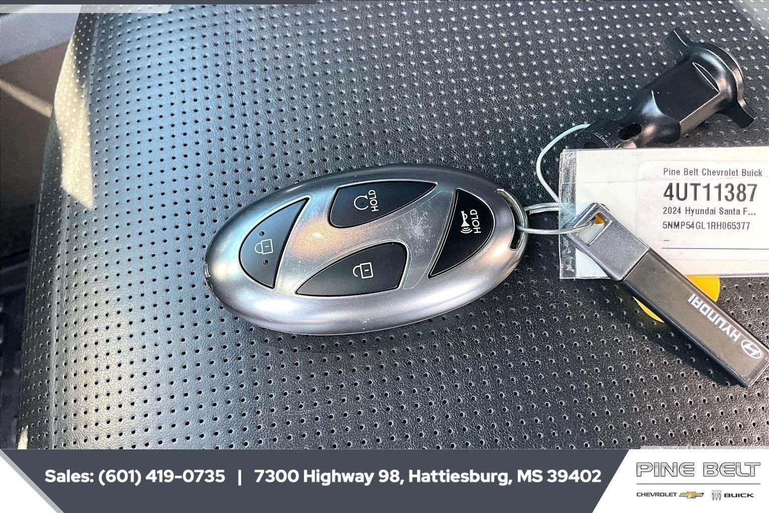 Used 2024 Orange Hyundai Calligraphy image 9