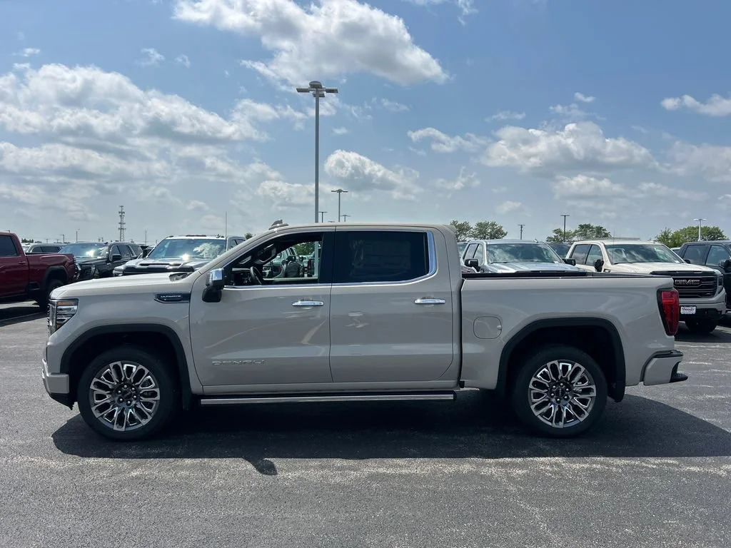 2026 GMC Sierra 1500 Denali Ultimate - Photo 11