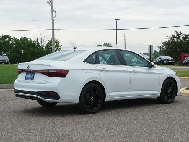 New 2026 White Volkswagen 1.5T SE image 12