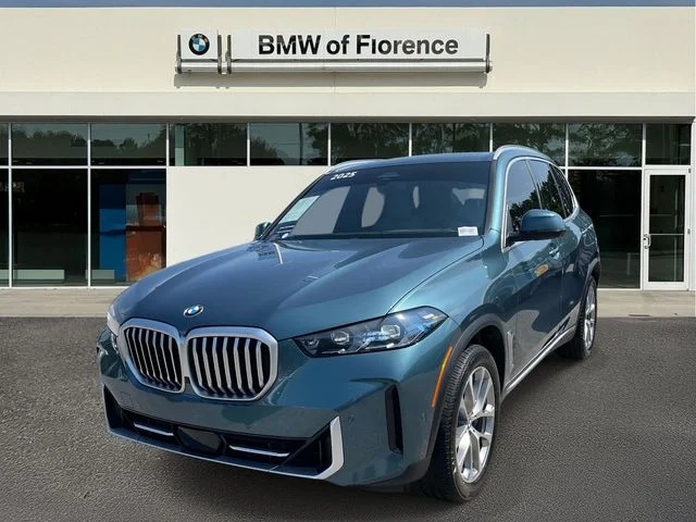 Used 2025 Blue BMW sDrive40i image 3