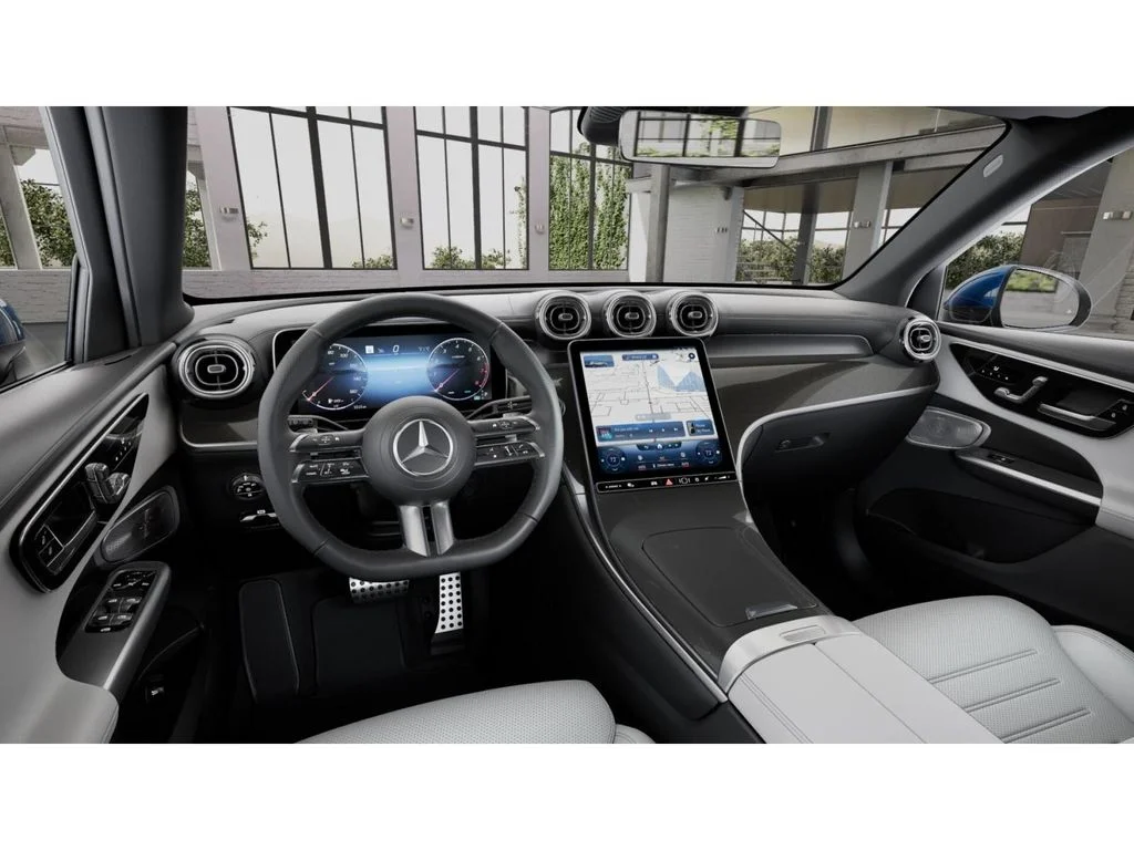 New 2027 Blue Mercedes-Benz GLC 300 image 3
