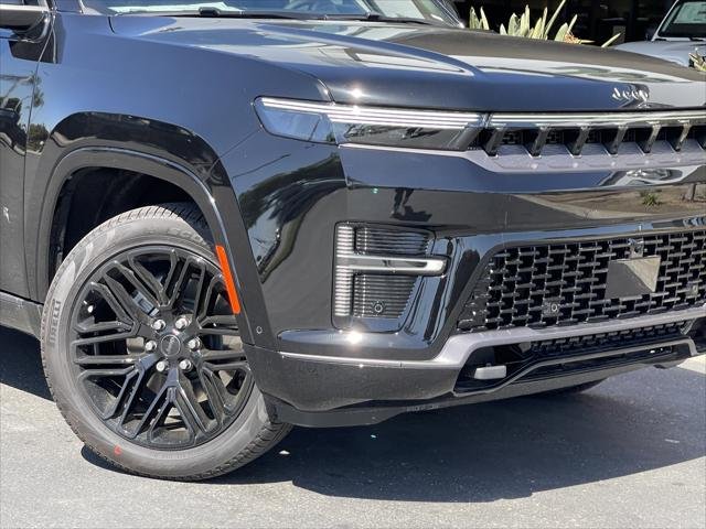 New 2026 High Gloss Black Exterior Paint Jeep Grand Wagoneer image 5