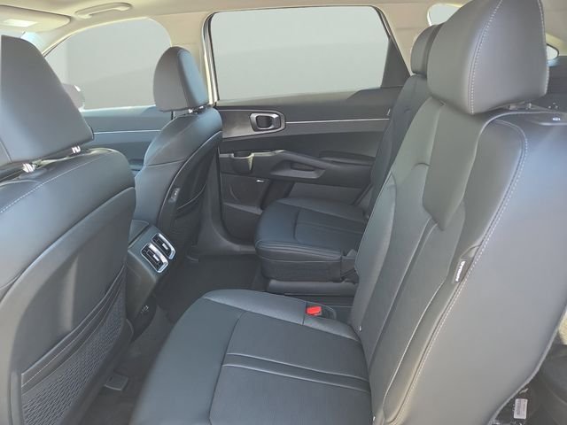 New 2026 White Kia X-Line EX image 18