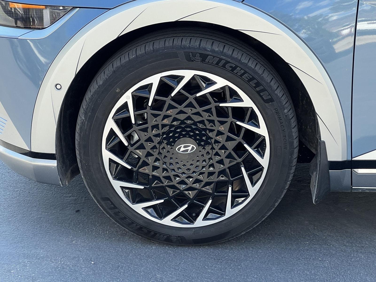 2023 Hyundai IONIQ 5 Limited - Photo 23
