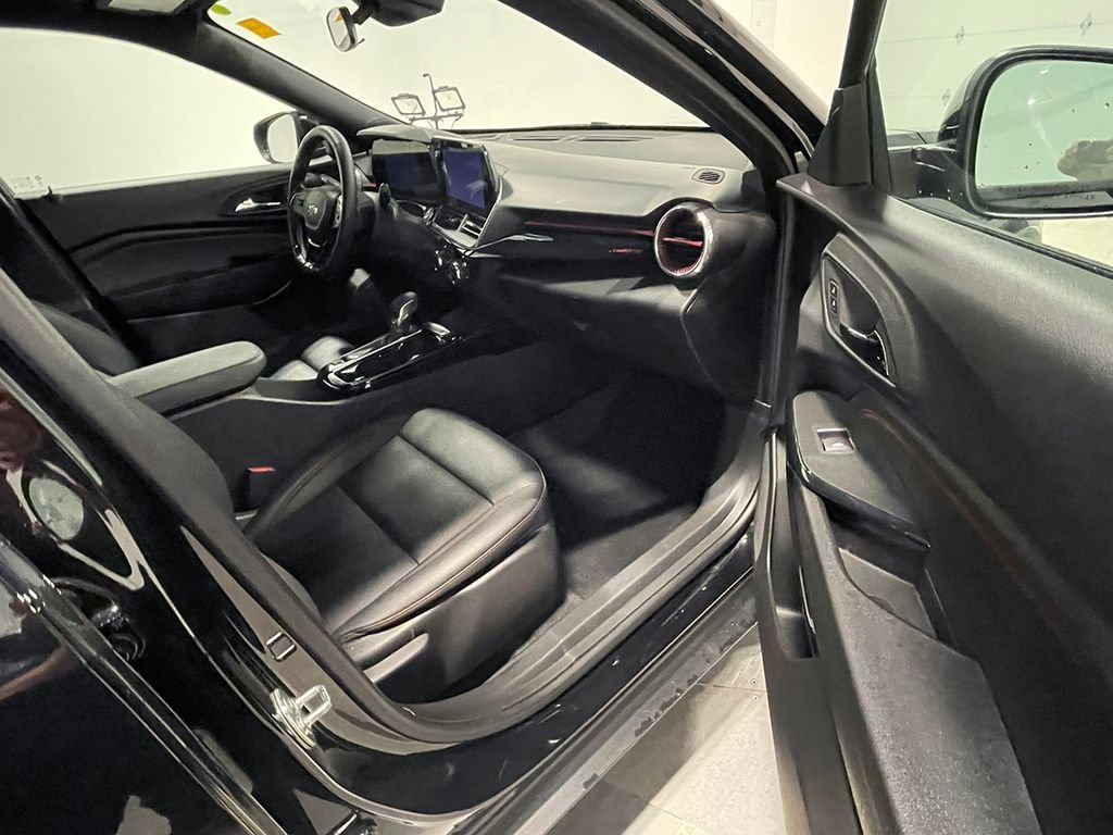 Used 2024 Mosaic Black Metallic Chevrolet 2RS image 25