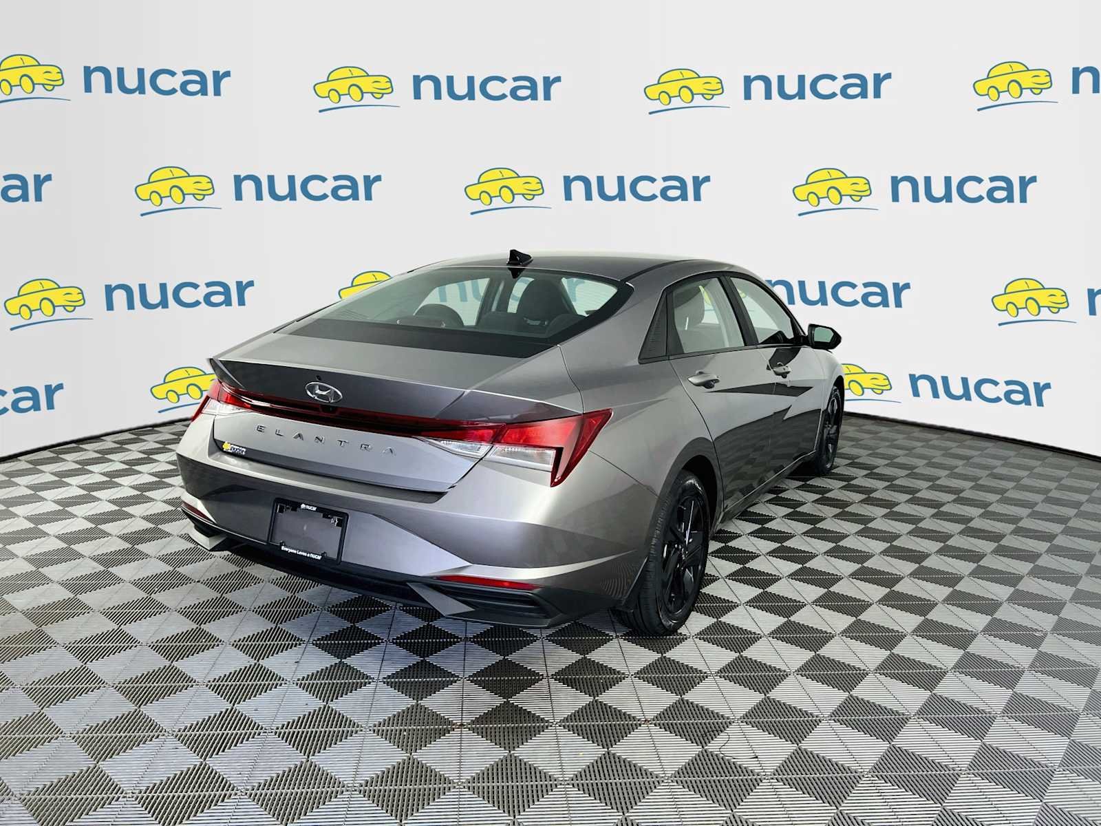 Used 2023 Fluid Metal Hyundai SEL image 7