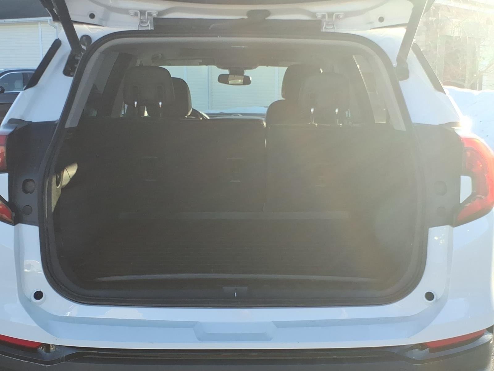 Used 2020 Summit White GMC SLT image 8