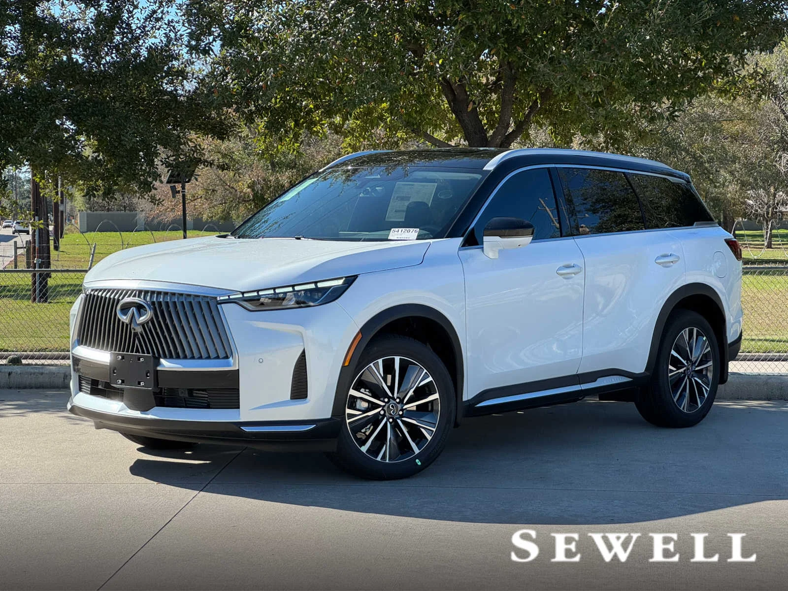 2026 INFINITI QX60 LUXE's photo
