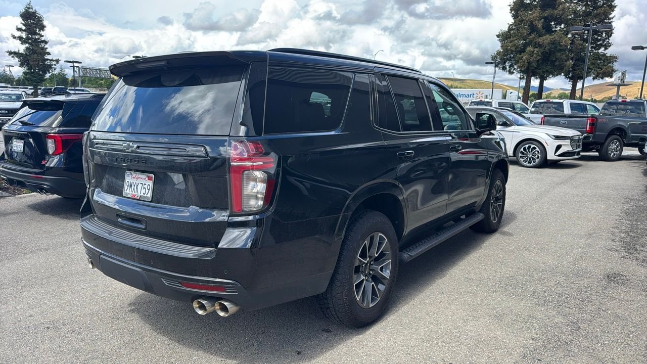 2023 Chevrolet Tahoe Z71 photo 2