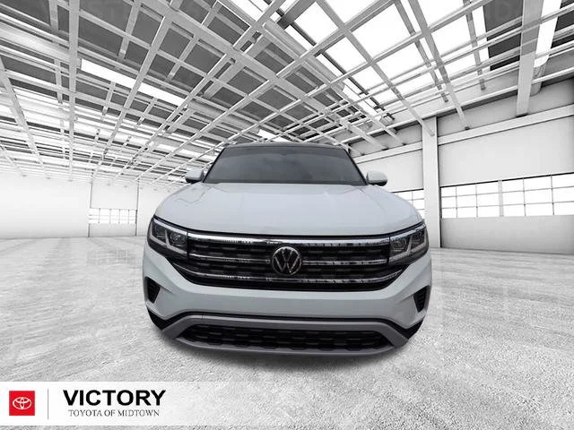 Used 2023 White Volkswagen 3.6L V6 SE w/Technology image 5