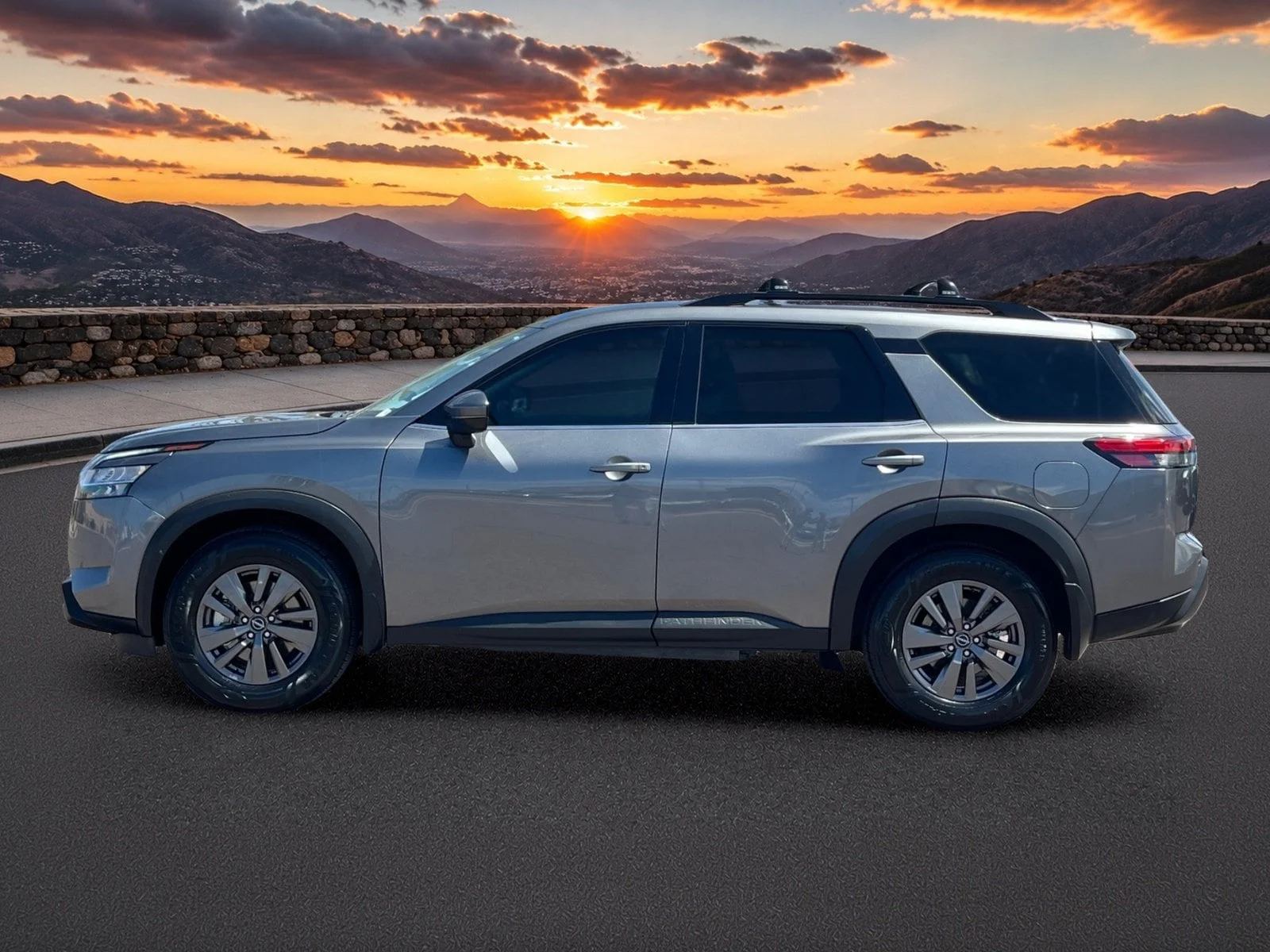 Used 2022 Gun Metallic Nissan SV image 2