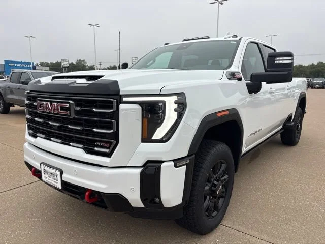 2026 GMC Sierra 2500HD AT4 - Photo 11