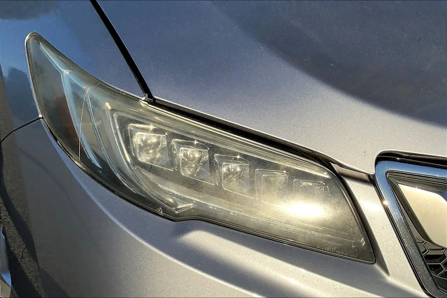 Used 2016 Slate Silver Metallic Acura Tech Pkg image 27
