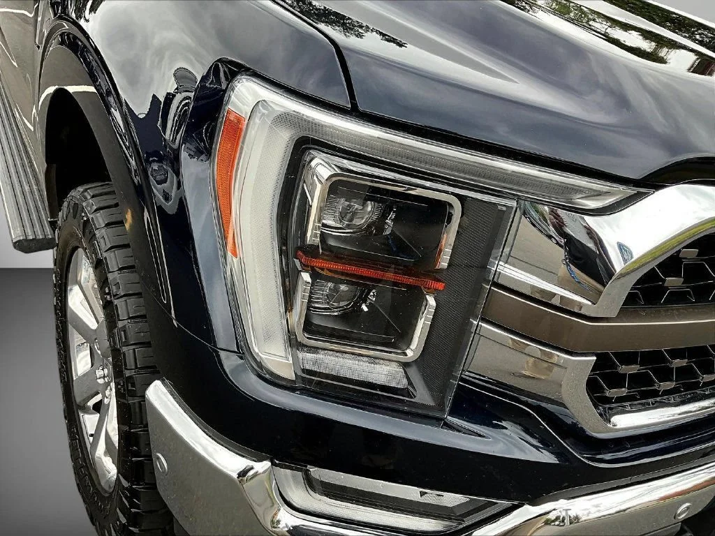 Used 2022 Antimatter Blue Metallic Ford King Ranch image 35