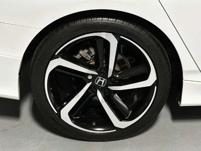 Certified Used 2019 Platinum White Pearl Honda Sport image 12