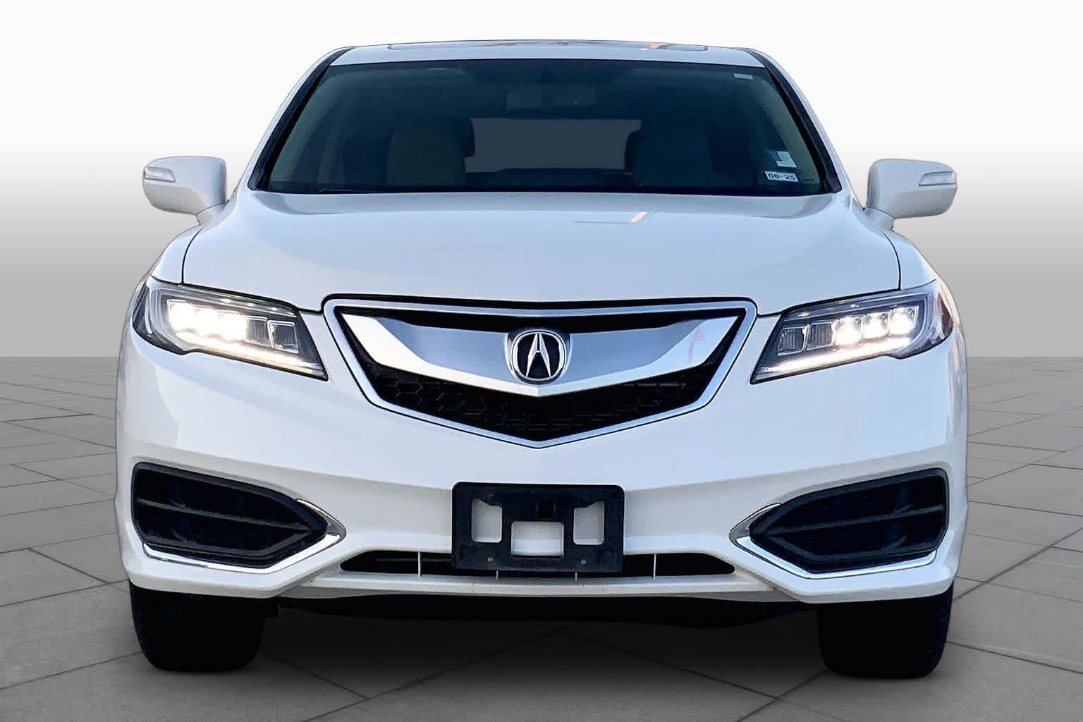 Used 2016 White Diamond Pearl Acura Tech Pkg image 4