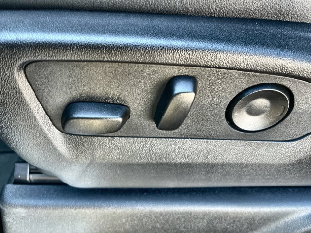 2026 Chevrolet Silverado 1500 photo 16 of 81
